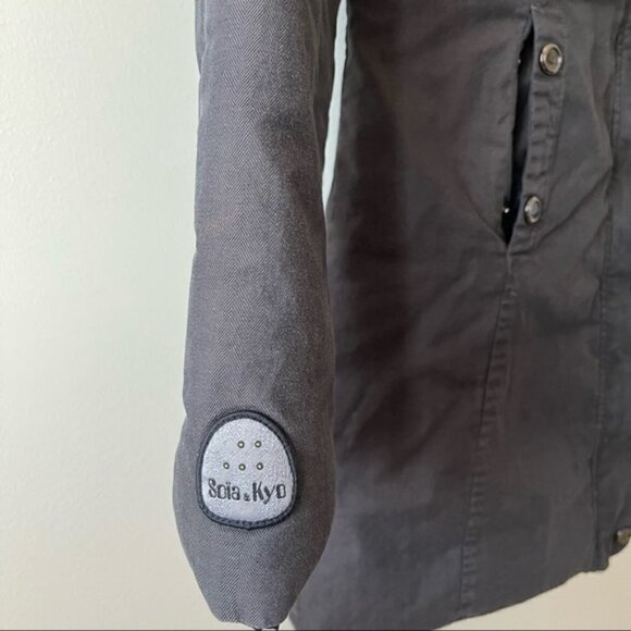 𝅺Soia & Kyo Winter Reversible Goose Down Hi Gloss Puffer Jacket - Picture 10 of 15